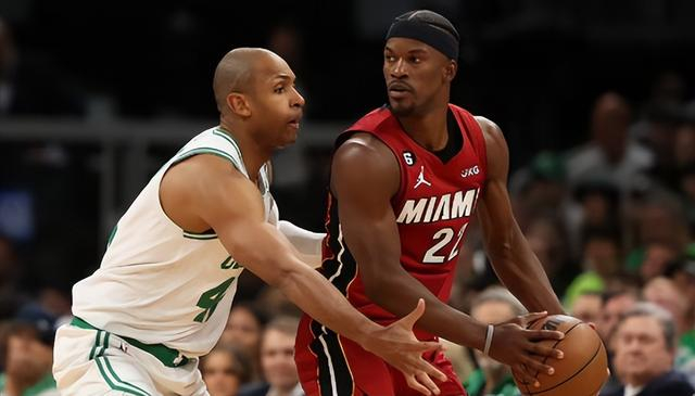 球员提供参 球员提供参