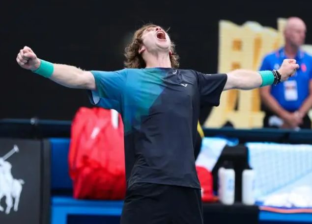 朱芳雨再现封神操作？徐昕只是租借广州，怪不得有回购条款！